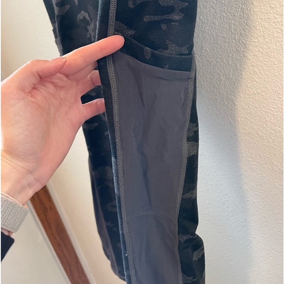 Fabletics Powerhold Leggings - Picture 4 of 7